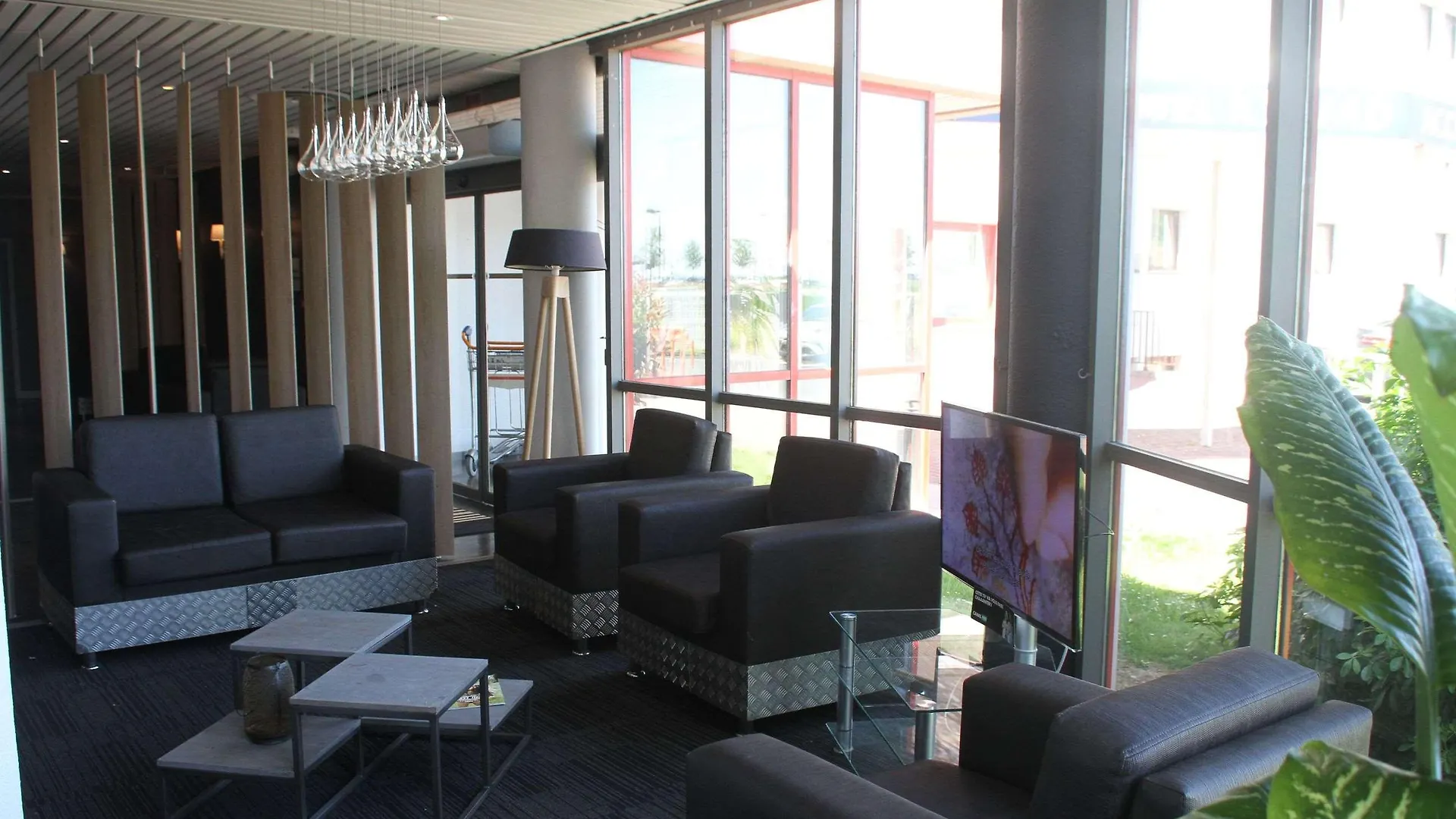 Kyriad Hotel Orly Aeroport - Athis Mons 3*, Athis-Mons