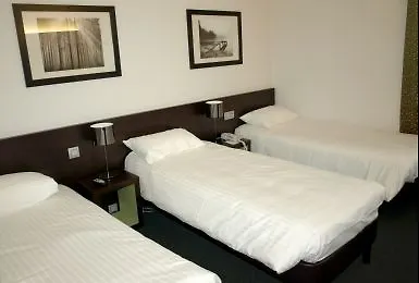 Kyriad Hotel Orly Aeroport - Athis Mons 3*, Athis-Mons